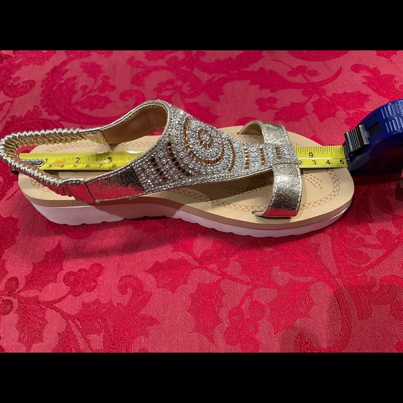 BNWT crystal embellished sandals - Picture 7 of 10